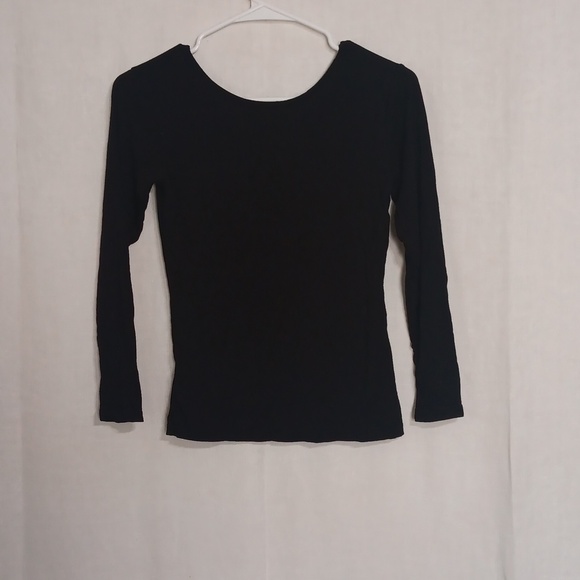 Black Scoop Neck Long Sleeve Layering Tee Size Small - Picture 3 of 3